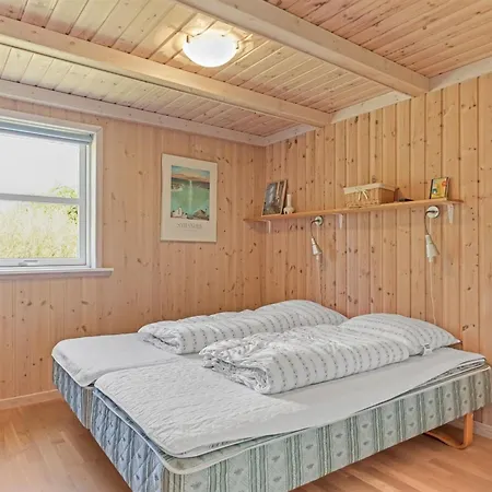 Oddvar - 400m From The Sea By Interhome